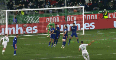 美媒：雷霆有望在圣诞之夜打破16年勇士前31场开局战绩记录